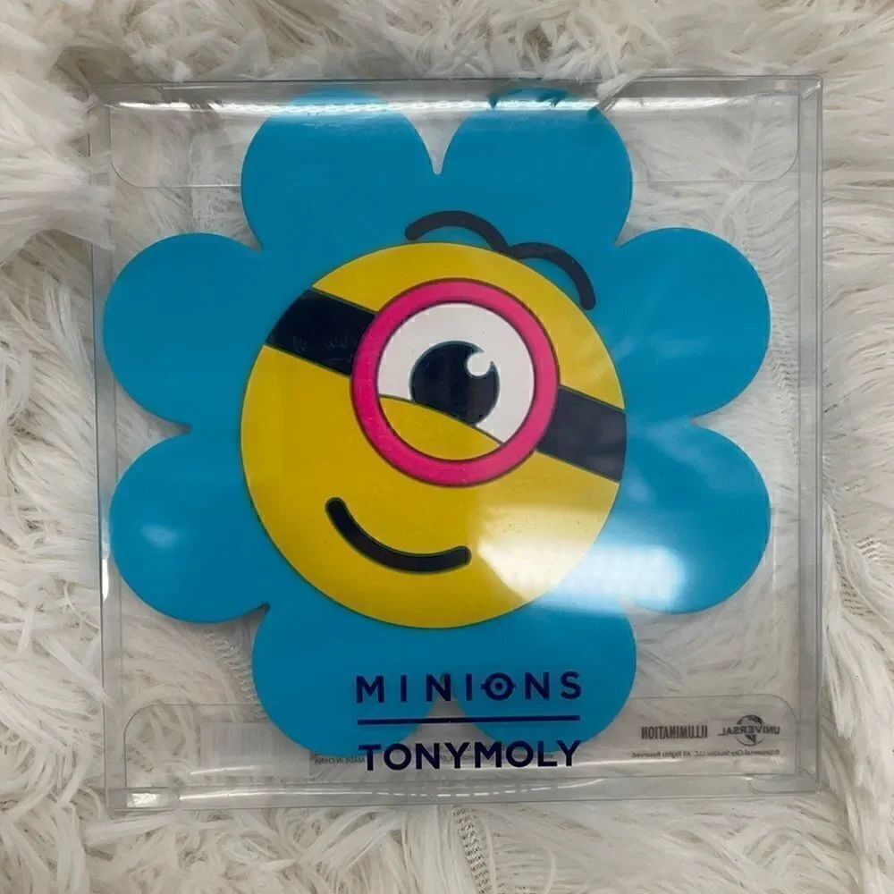 Brand new Tony Moly minions mirror